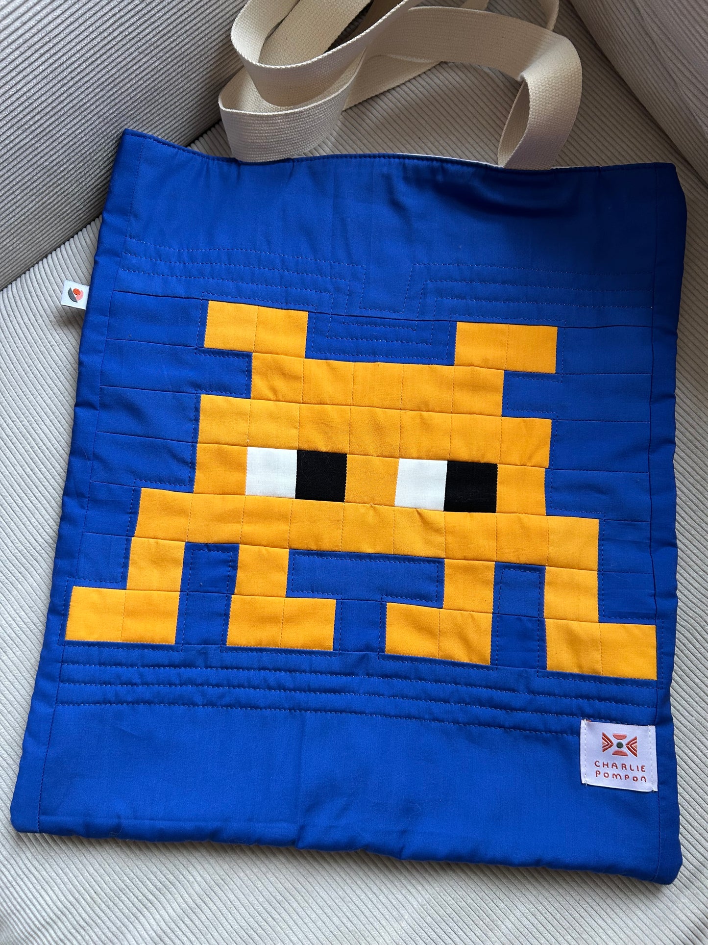 Tote bag pixel art